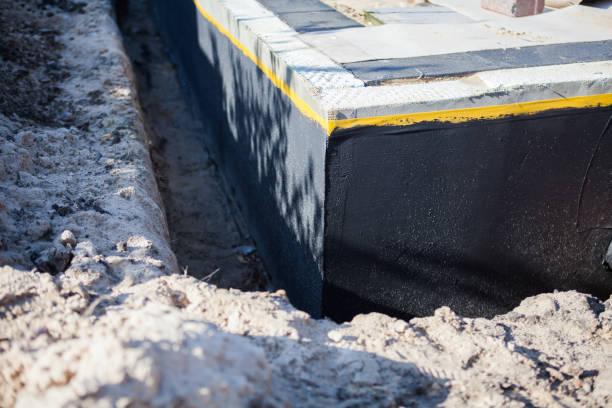 Professional Vapor Barrier Installation technician working in Clinton, IN